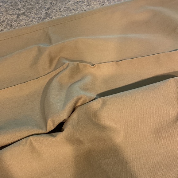 Docker’s Individual Fit Waistband Stain Defender Khaki Tan Pants W34 x L30 - Picture 14 of 16